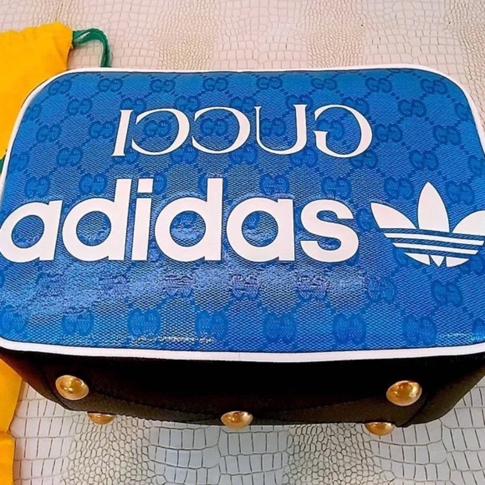 ๐ Adidas x Gucci COLLAB Blue Crystal Canvas Shoulder Bag - Picture 4 of 15